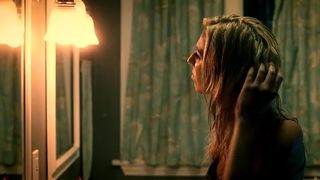 Jaclyn Swedberg , Lauren Francesca , Audra Van Hees & Others - Muck