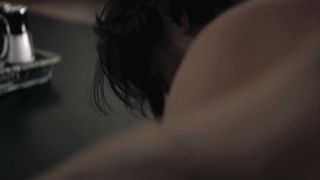 Leslie Lluvet nude - Ice s01e02 (2019)