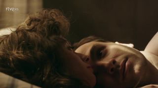 Elena Rivera naked - Cuentame Como Paso s19e19 (2018)