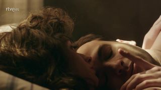 Elena Rivera naked - Cuentame Como Paso s19e19 (2018)