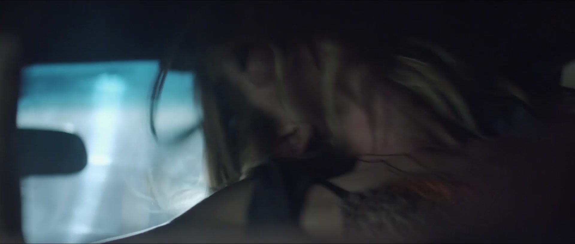 Jennifer Missoni, Dawn Olivieri nude - To Whom It May Concern (2015) .
