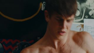 Danika Yarosh - The Purge s02e03 (2019)