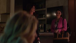 Kelli Berglund nude - Animal Kingdom s04e05 (2019)