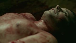 Luciana Paes nude - O Animal Cordial (2017)