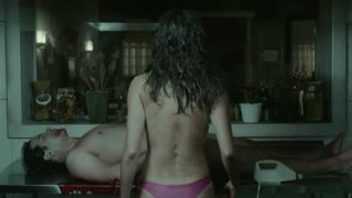 Luciana Paes nude - O Animal Cordial (2017)