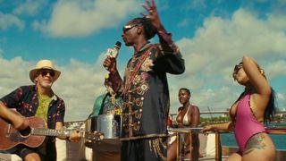 Isla Fisher nude - The Beach Bum (2019)