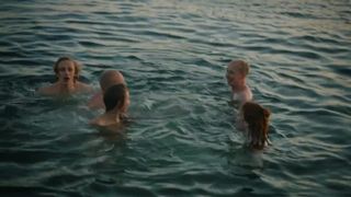 Ane Viola Semb, Ida Helen Goytil, Hanna Maria Gronneberg Nude - Hvite Gutter s01