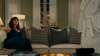 Anne Hathaway All Sexy Uncut Scenes for the movie 'The Hustle'