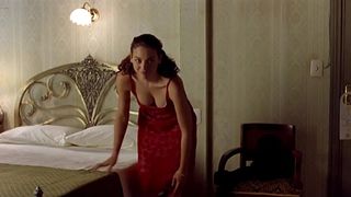Loeonor Watling Nude - Son del Mar (2001)