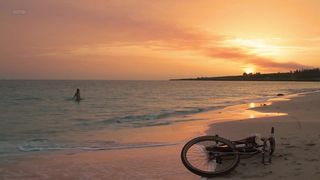 Leticia León Nude - Molinas Borealis (2013, SEX)