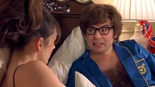 Elizabeth Hurley Sexy - Austin Powers_ The Spy Who Shagged Me (1999)