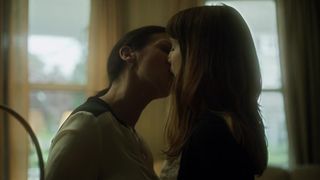 Rooney Mara nude, Catherine Zeta-Jones sexy – Side effects (2012)