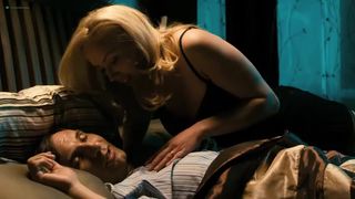 Vica Kerekes Nude, Petra Hrebícková (nn) - Muži v naději (CZ 2011)