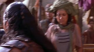 Kelly Hu sexy – The Scorpion King (2002)