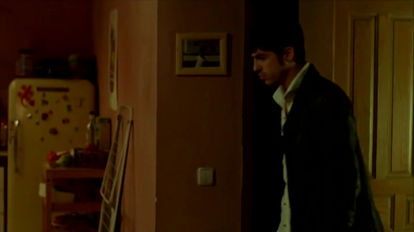 Miriam Giovanelli Nude – Mentiras y gordas (2009)