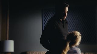 Haley Bennett, Emily Blunt - Girl On The Train (2016) BlowFinger