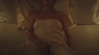 Cycile de France - The New Pope s01e02 (2019) Sexy film scene