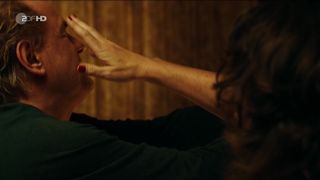 Sabine Vitua - Uberleben an der Scheidungsfront (2015) Nude film scenes