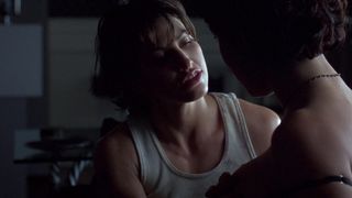 Jennifer Tilly, Gina Gershon - Bound (1996)