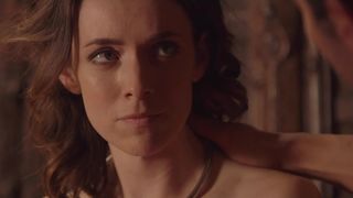 Ashlynn_Yennie_-_Submission_s01e06 (2016)