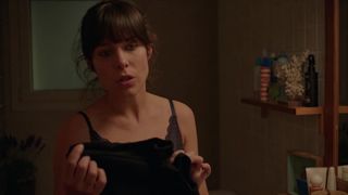 Iria del Rio - Les de l'hoquei s01e03-13 (2019)
