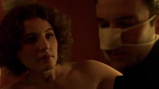 Maud Le Guenedal Nude - La Chambre des Officiers (FR 2001)