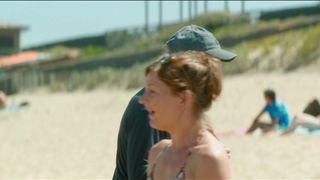 Alexandra Lamy, Anne Marivin Sexy, Bikini in 'Chamboultout'