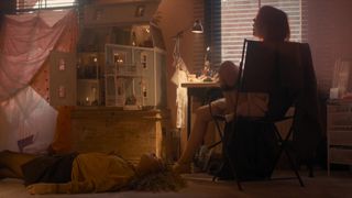 Clementine Poidatz, Alicia Kapudag nude - Housewife (2017)