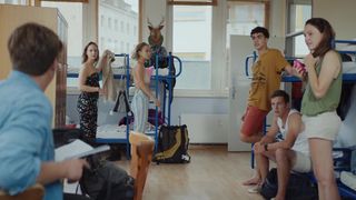 Caro Cult, Amelie Plaas Link nude - Interrail (2018)