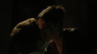 Monica Bellucci sexy - Mozart in the Jungle (2016) (Season 3, Episode 3)