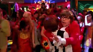 Gia Carides, Heather Graham Sexy - Austin Powers_ The Spy Who Shagged Me (1999)