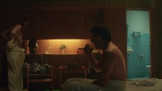 Polina Aug nude - Yumorist (2019)