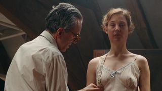 Vicky Krieps - Phantom Thread (2017) Sexy movie video