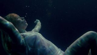 Lilly-Fleur Pointeaux & Gala Besson - Horsehead (2014)