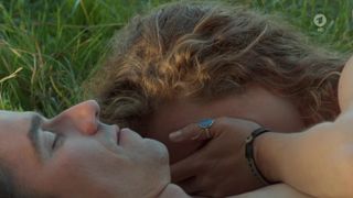 Klara Deutschmann nude - Reiterhof Wildenstein s01e01 (2019)