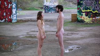 Viola von Scarpatetti nude - Chut(e) (2015)