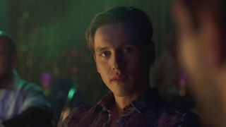 Agnes Bouchard, sexy - Matthias et Maxime (2019) Naked movie scenes