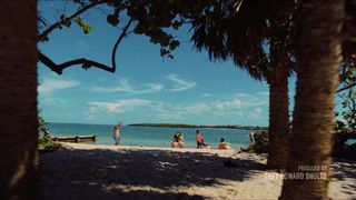 Alexa Demie nude - Waves (2019)