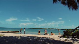 Alexa Demie nude - Waves (2019)