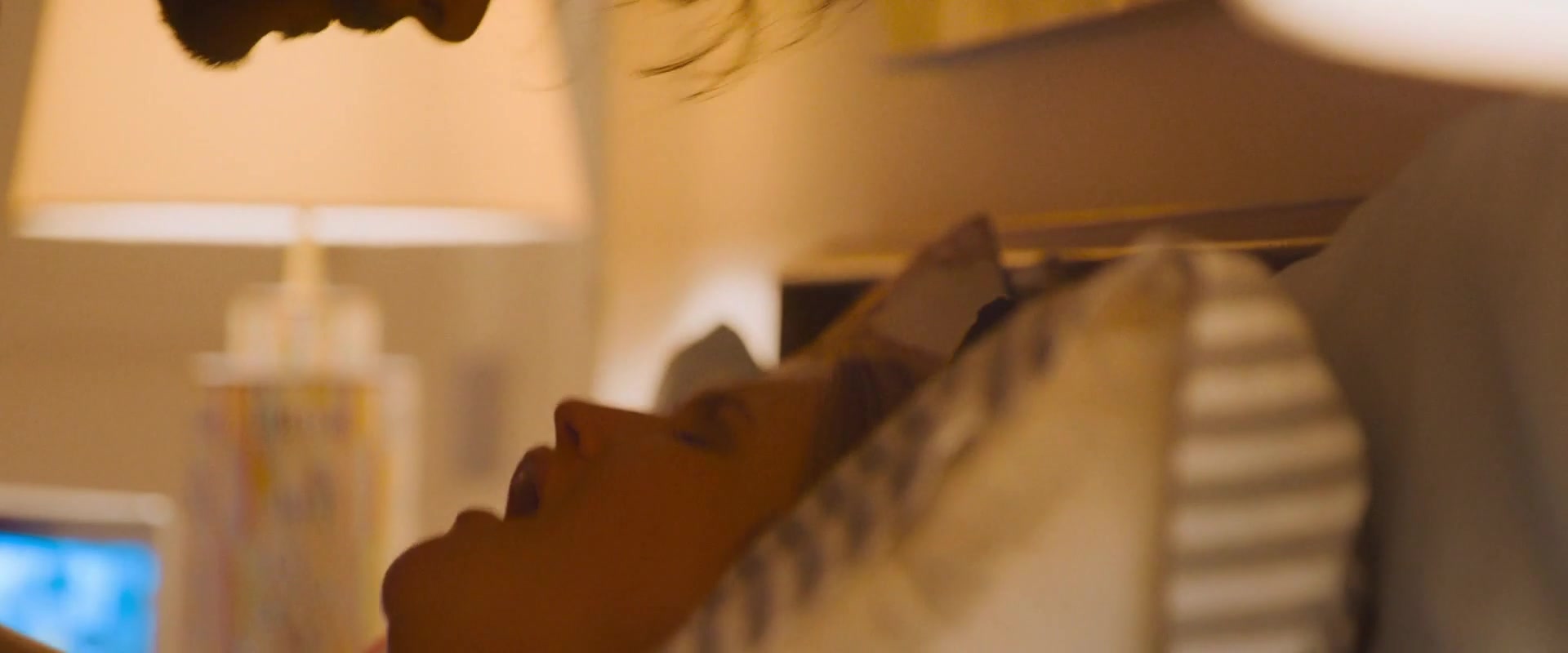 Jillian Bell nude – Brittany Runs a Marathon (2019)