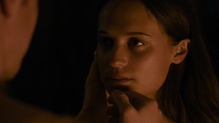 Alicia Vikander - Submergence (2018)