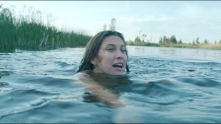 Kamila Kaminska, Anna Prochniak – Najlepszy (2017) Naked movie scene