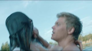 Kamila Kaminska, Anna Prochniak – Najlepszy (2017) Naked movie scene