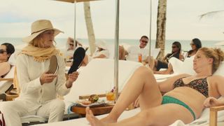 Amy Schumer - Snatched (2017) celeb naked