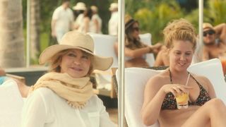 Amy Schumer - Snatched (2017) celeb naked