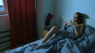 Izabel Eydlen - Vodovorot s01e05 (2020) Naked TV movie scene