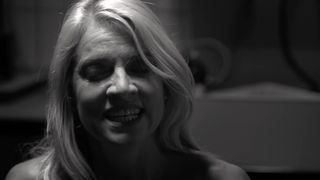 Fenja Ruhl - Die dunkle Kammer (2016) Censorship erotic scene