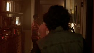 Roxane Mesquida sexy - Nos futurs (2015)