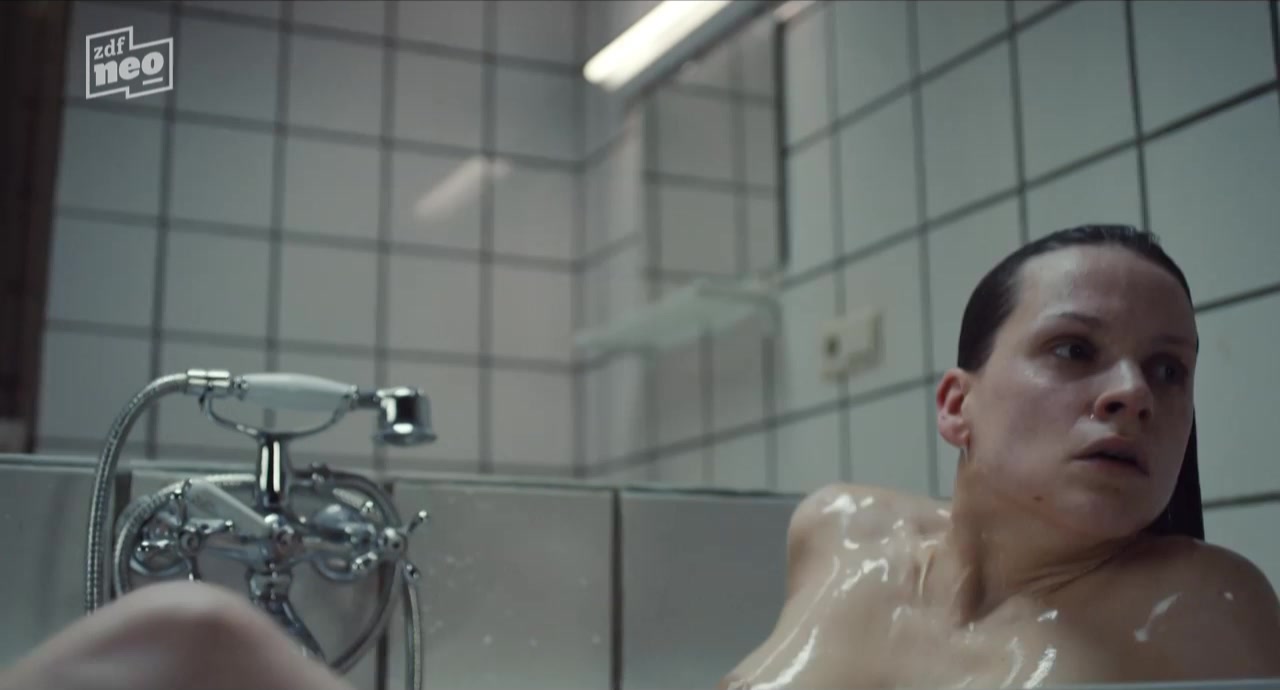 Veerle Baetens – Tabula Rasa s01 (2017) Сut scene