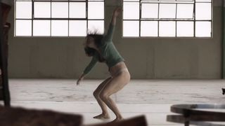 Raquel Karro nude - Pendular (2017)